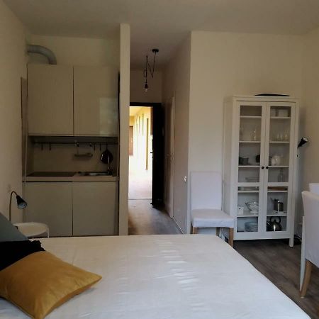 Bianca Studio Guanzate 外观 照片