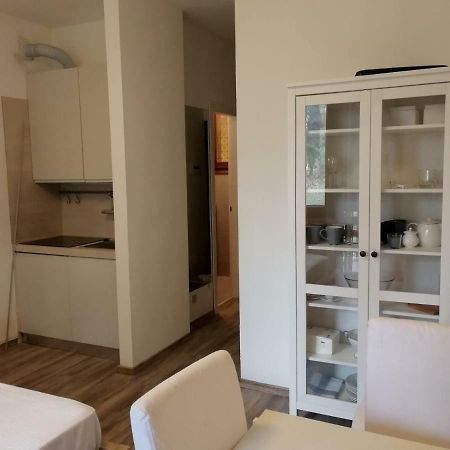 Bianca Studio Guanzate 外观 照片